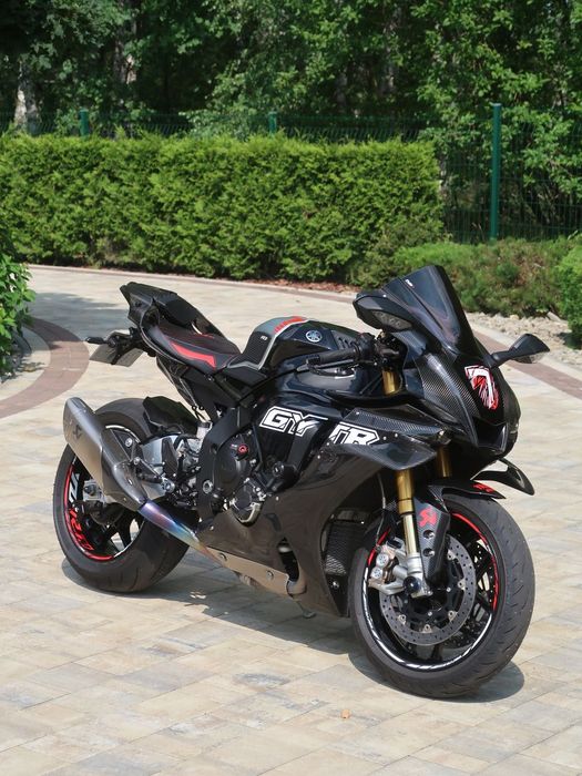 Yamaha R1 R1M 2024 | Salon PL | Nowy silnik | Akrapović | Full Carbon | Gilles