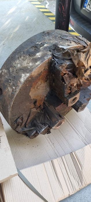 Патрон токарный ф400 на планшайбу и конус 8