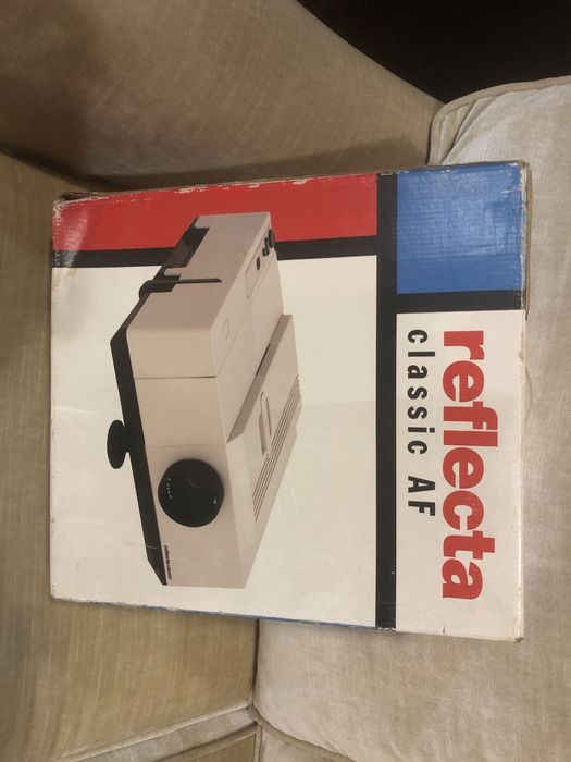Projector de slides reflecta