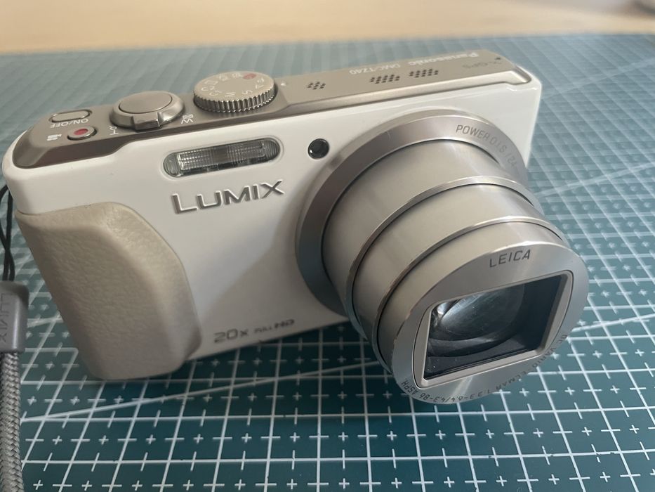 Panasonic Lumix TZ40 Leica