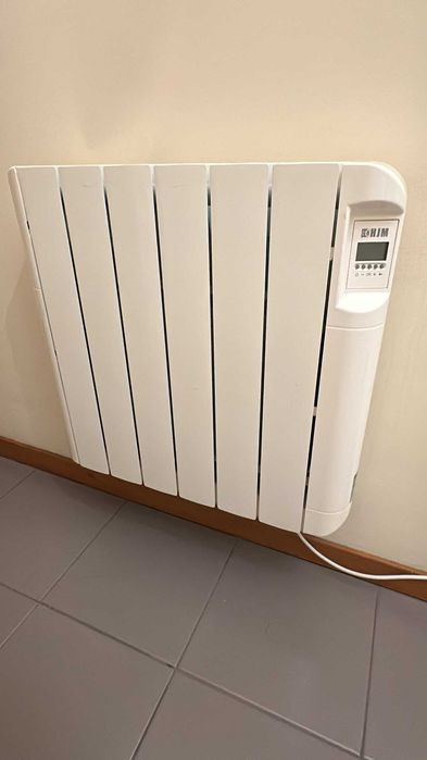 5 unidades aquecedores em otimo estado HJM Cerâmicos. Todos a funcionar. Vamos vender porque colocamos AC