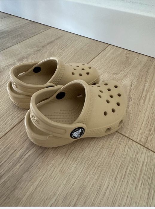 Kapcie Crocs dla dzieci