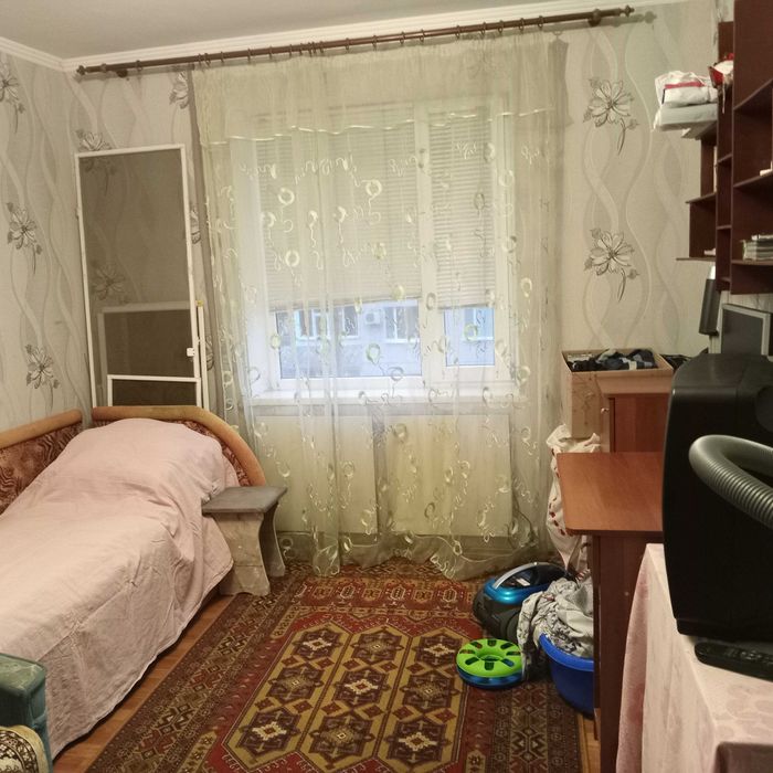 Ан Продам 2-х кімн  4 поверх Павлограда