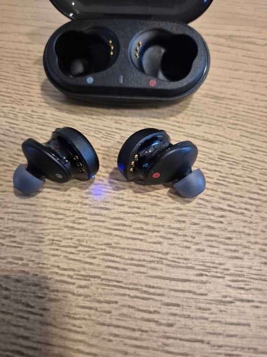 Fones Sony WF-XB700
