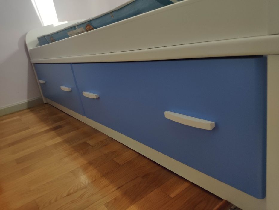 Cama quarto 2 gavetas grandes de arrumação