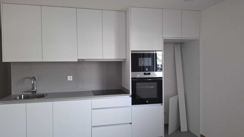 Novo Apartamento T2 Alugo Nine