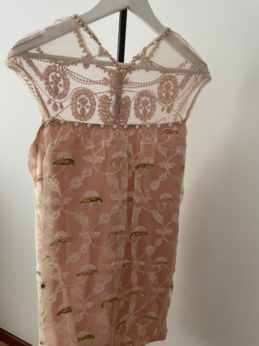 Vestido curto, rosa seco