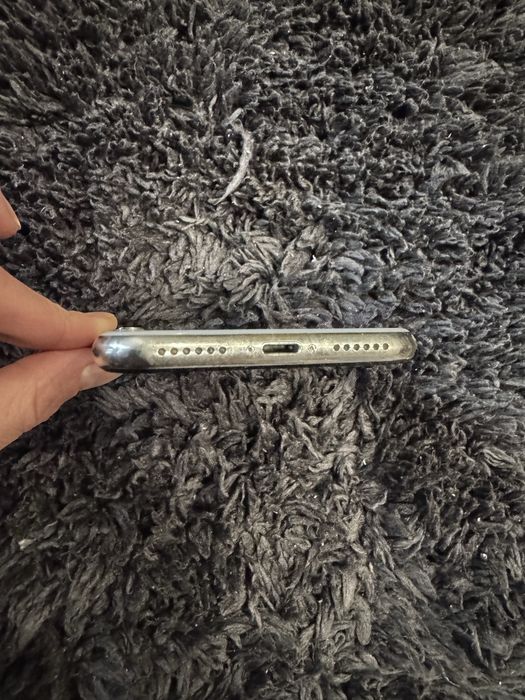 iPhone X 256 GB – bardzo dobry stan