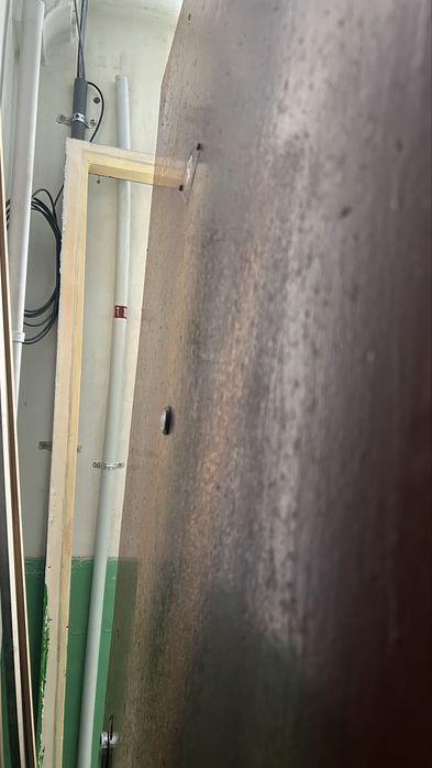 Терміново продам вхідні двері