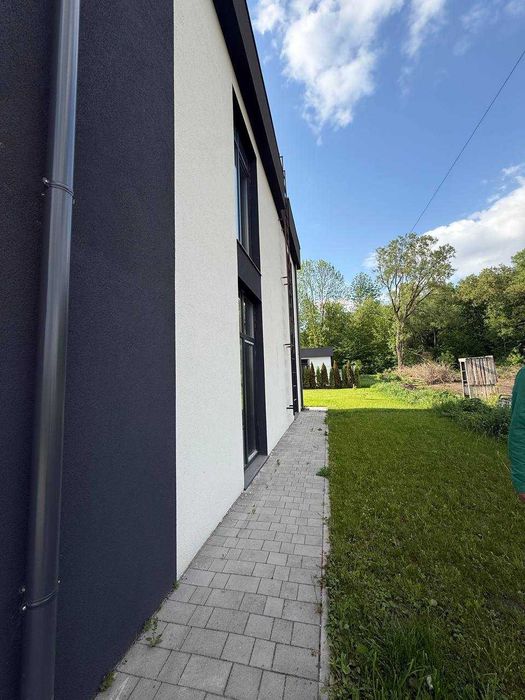 Будинок біля Царського озера. Поруч ліс. 790$/мкв. 5 соток землі.