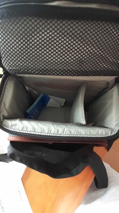 Máquina fotográfica NIKON de rolo + Objetiva SIGMA