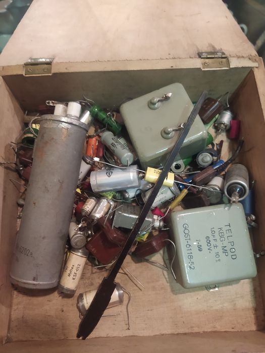 Stare elementy od radia