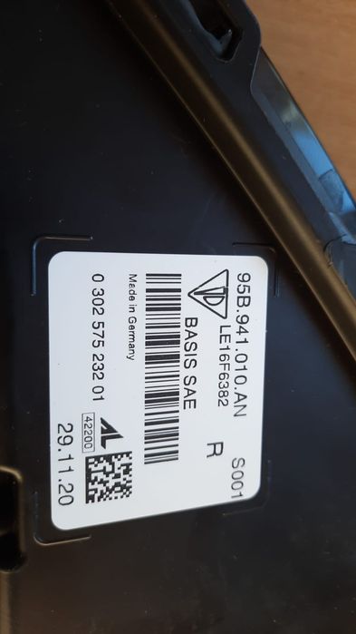 Фара Porsche Macan 2019 2020 2021 2022 права оригінал USA