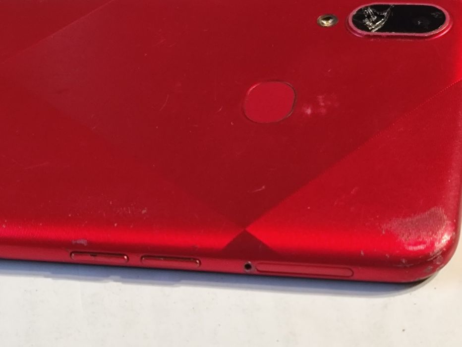 Samsung  J330f  Galaxy J3