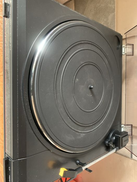 Toshiba sr v12 програвач вінілу