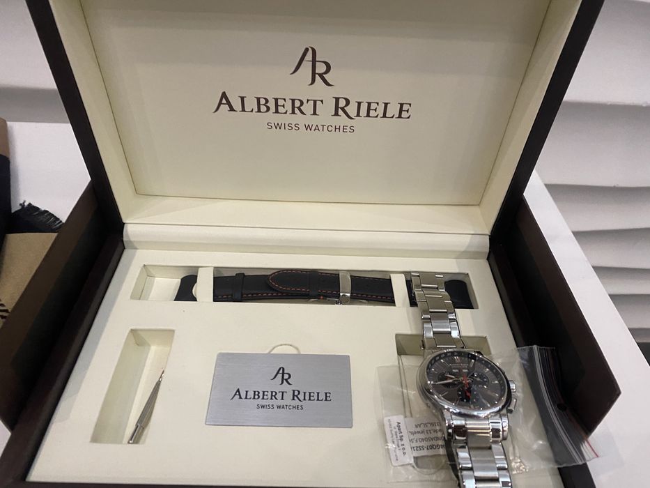 Zegarek Albert Riele