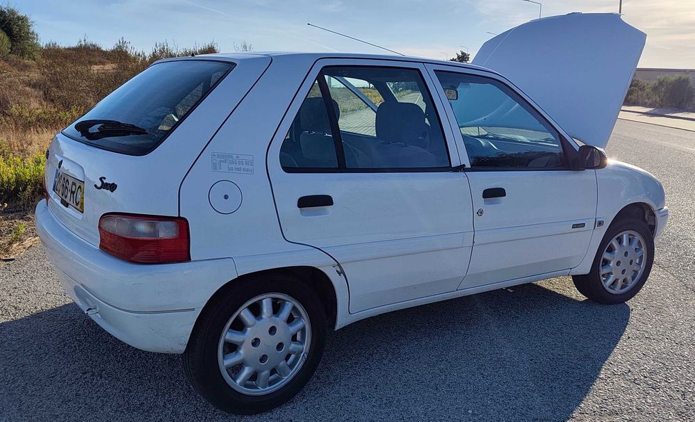Citroen Saxo Mk2 Exclusive 1.1 2001 Gasolina — photo 4