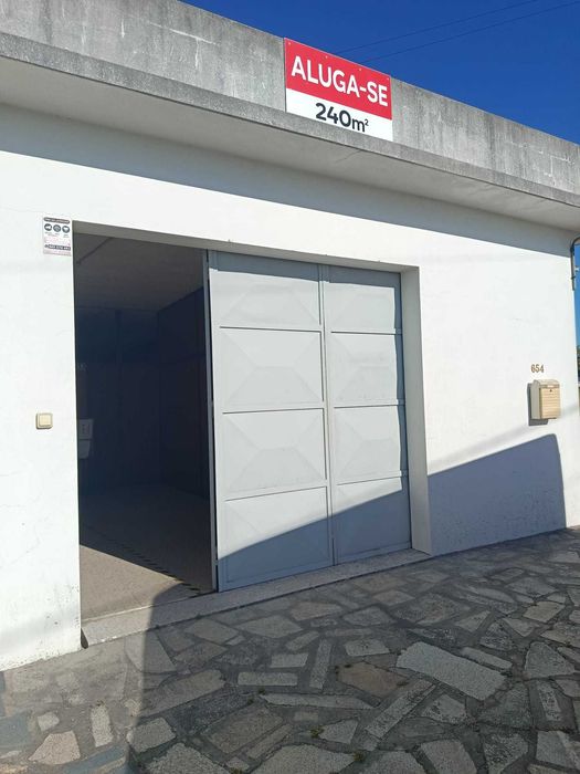 Arrendamento de Pavilhão