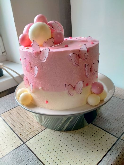 Торти на замовлення