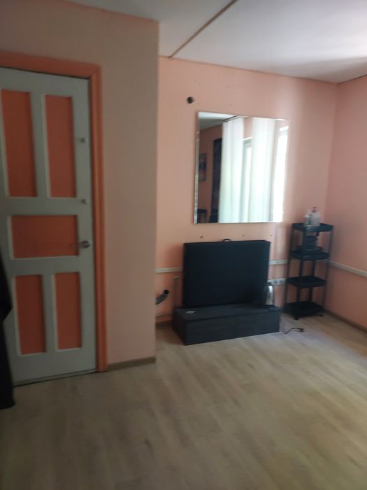 Здається приміщення (2 кімнати) в центрі міста в центрі