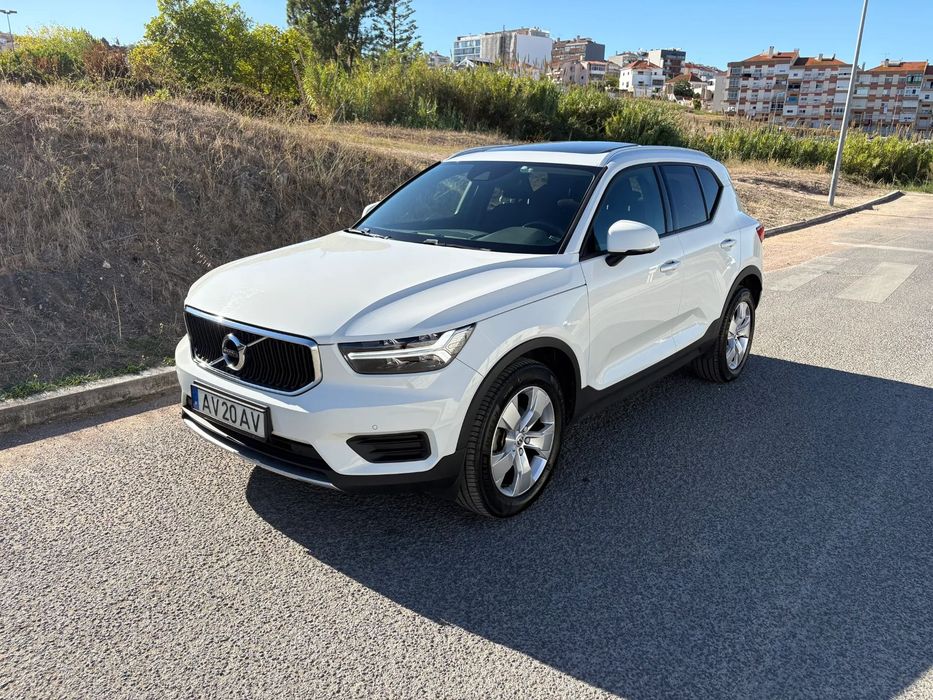 Volvo XC 40 T3 Momentum