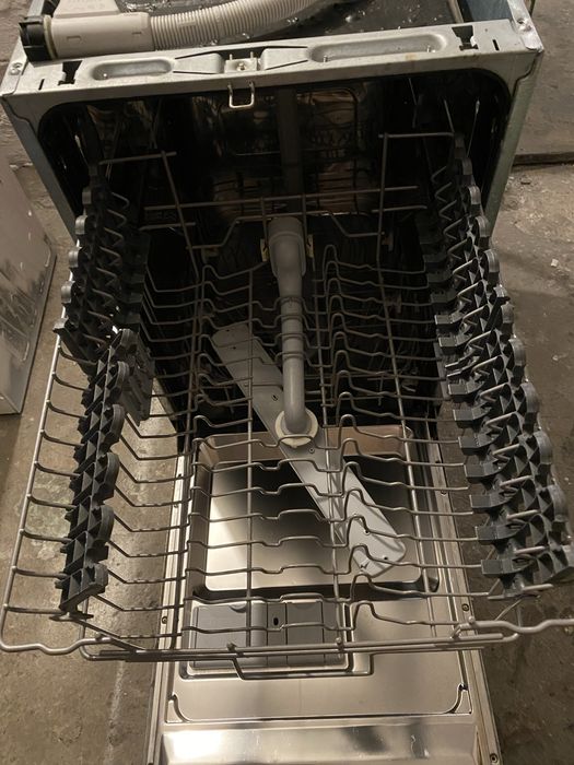 Sprzedam zmywarke do zabudowy 45 Electrolux