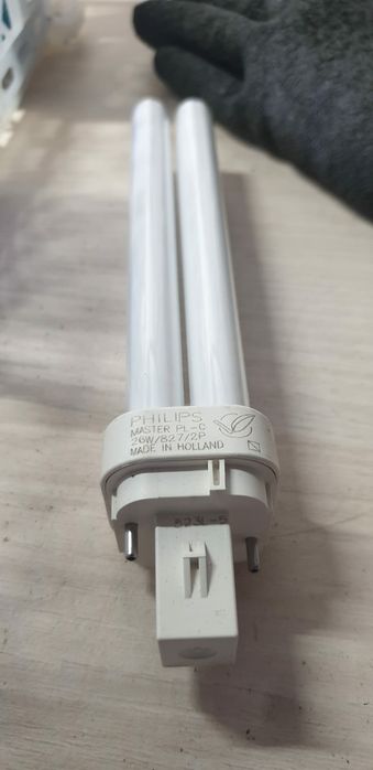 Lâmpada LED Phillips 26w/827/2p