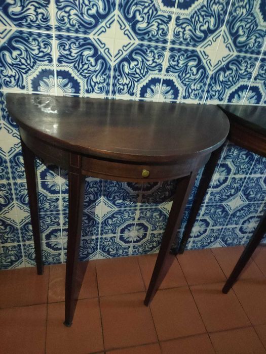 Mesinhas de canto