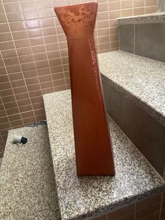 Jarra em loiça laranja