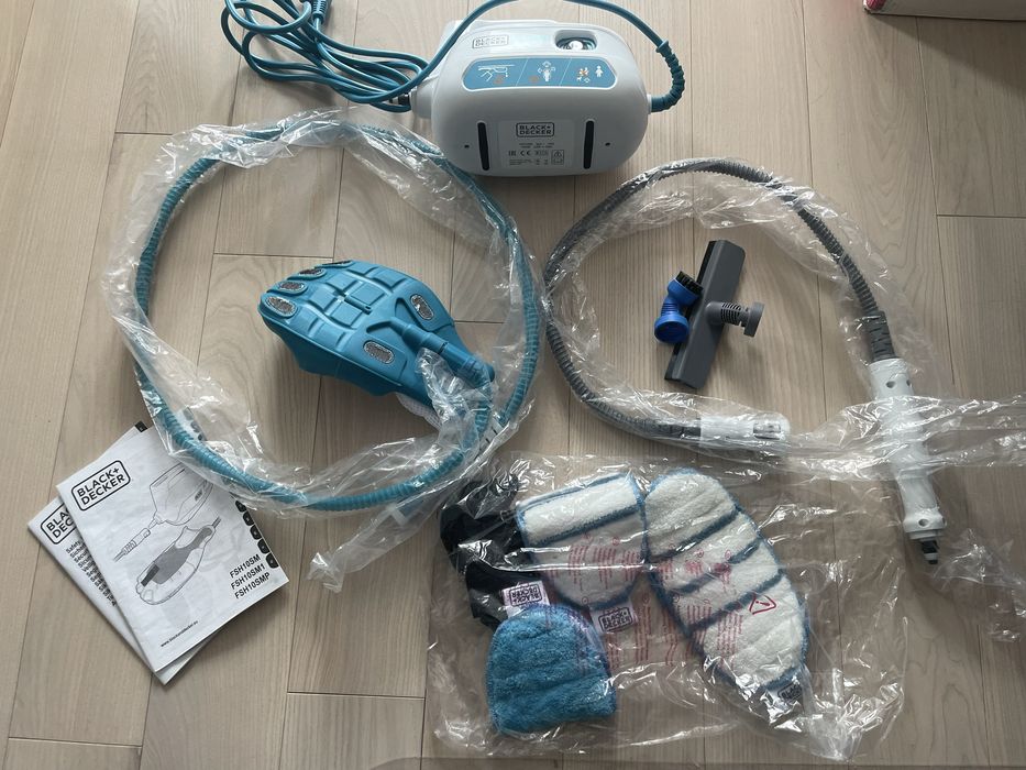 Пароочисник Black&Decker SteaMitt