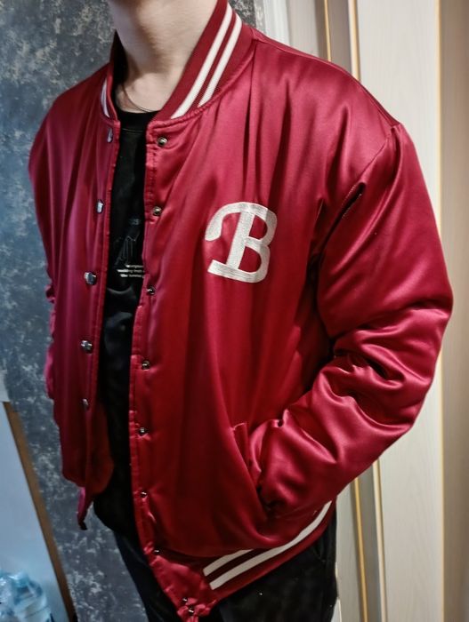 Kurtka bejsbolówka unisex boohoo