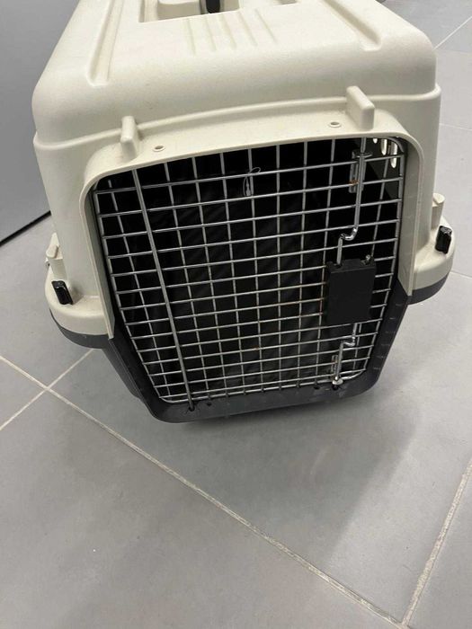 Caixa de transporte para cão