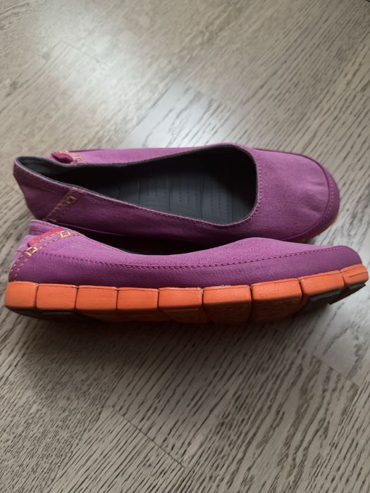 Мокасини легкі та зручні.