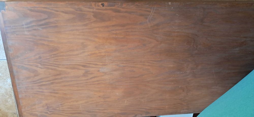 Vendo base cama madeira.