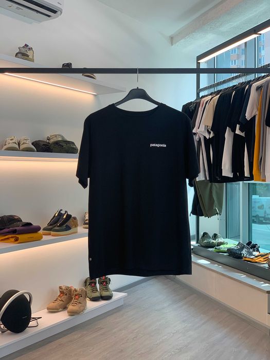 Футболка Patagonia P-6 Logo Responsibili T-Shirt Black