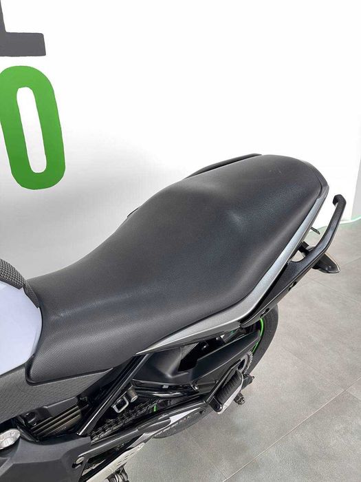 Мотоцикл Kawasaki Ninja 400R