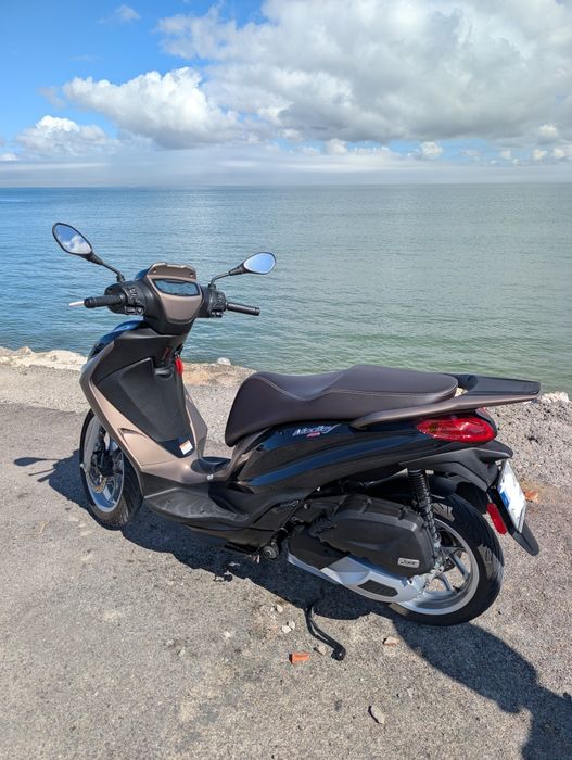 Scooter Piaggio Medley 125