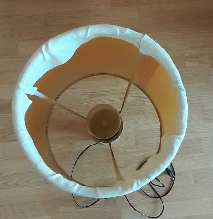 Lampa wysoka stojąca