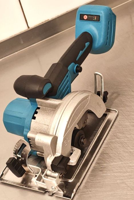 piła tarczowa + akumulator 18 V