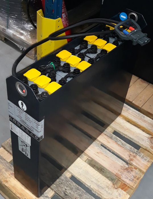 Bateria trakcyjna 24V 2PzB 150