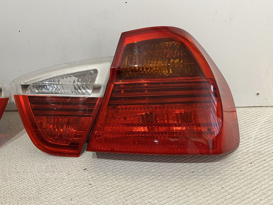 Комплект задніх ліхтарів BMW E90 седан (дорестайлінг, 2005-2008) стопи БМВ