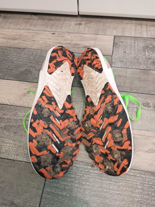 Kolce do biegania Brooks unisex rozmiar 41