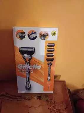 Gillette mach 5 komplet z niemiec  rączka i 4 nożyki
