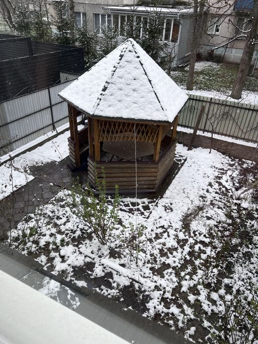 Продаж котеджу неподалік центру Тернополя