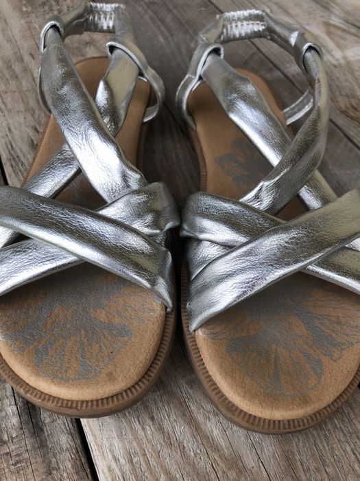 Sandały srebrne rozm 32