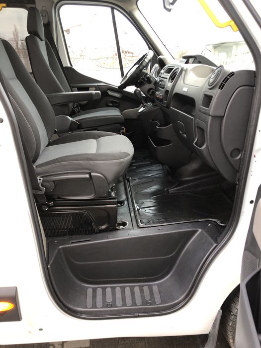 Рено мастер оригінальний пасажир 2014 рік