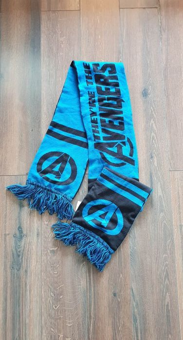 Szalik Avengers w świetnym stanie