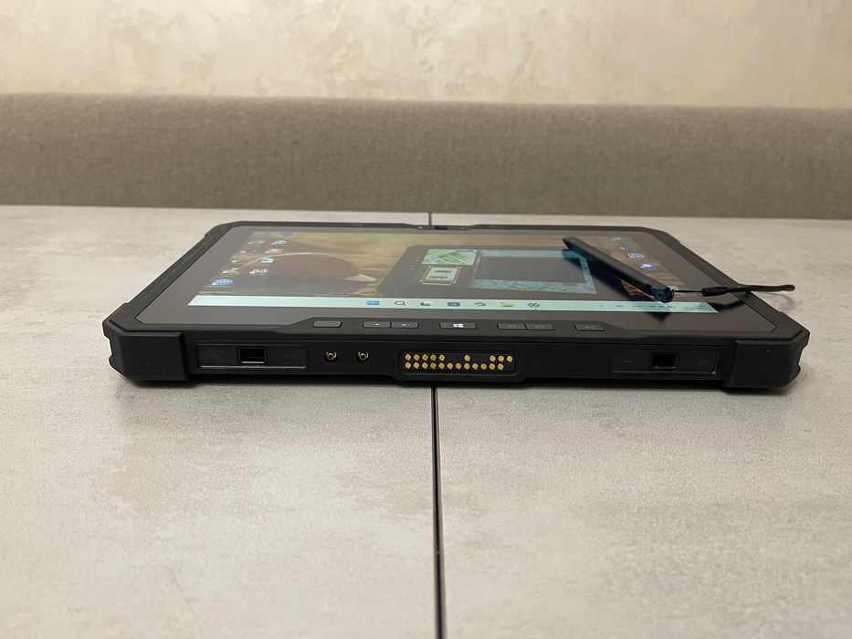 Захищений планшет Dell 7212 Rugged, 11.6" FHD, i5-7300U, 8GB, 256GB