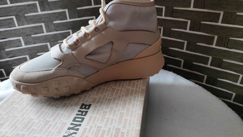 Nowe sneakersy Bronx