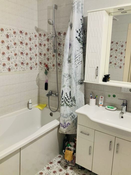 Продаю уютную 2х ком квартиру в тихом районе города